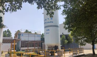 http://www.ghcooling.com/upload/image/2022-06/Closed circuit cooling tower.jpg